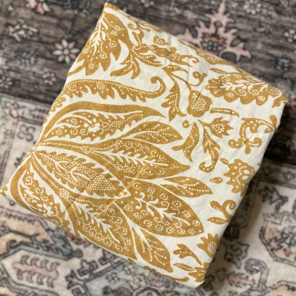 Ralph Lauren “Gold White Floral” Sham Set, Standard